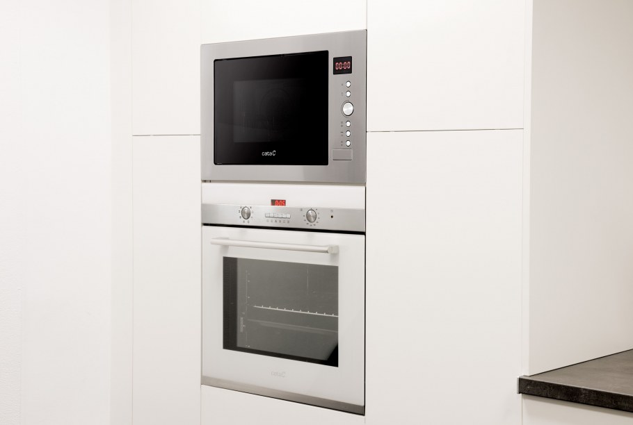 Микроволновка Cata встраиваемая