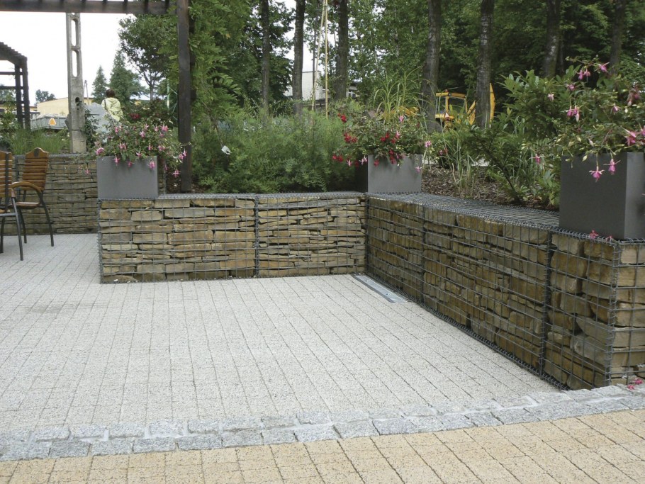 Габионная подпорная стена