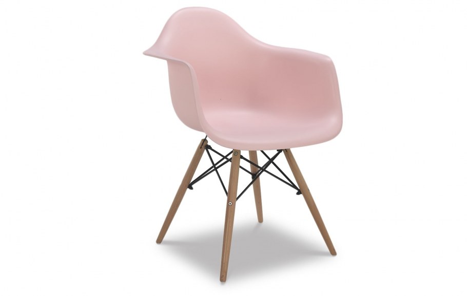 Серые стулья для кухни в интерьере