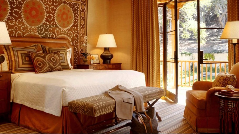 Покрывало в этническом стиле