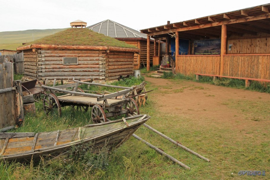 Деревня Хужир бурятская деревня