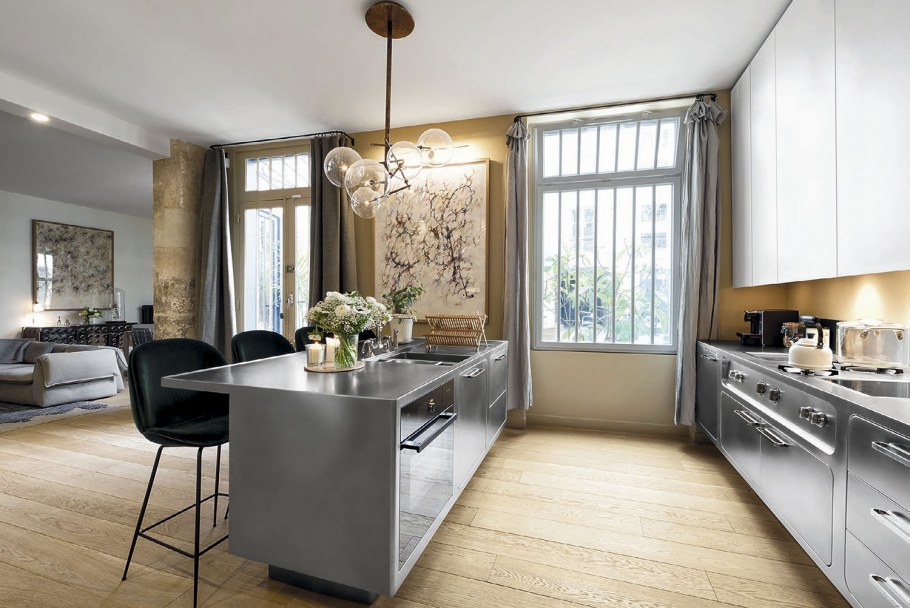 Кухня открытая планировка