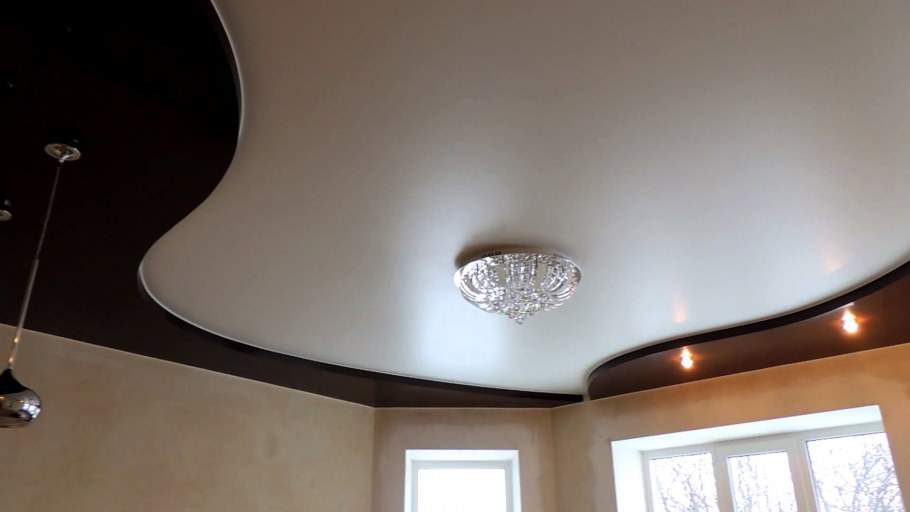 Двухуровневые натяжные потолки