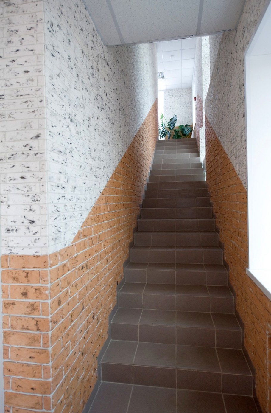 Плитка облицовочная Касавага 0221 саман