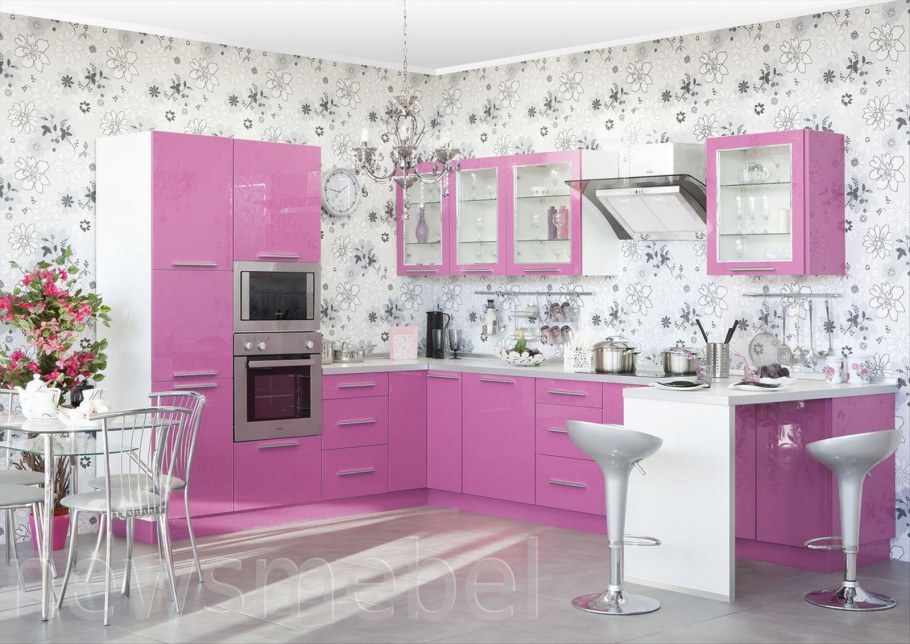 Розовый кухонный гарнитур