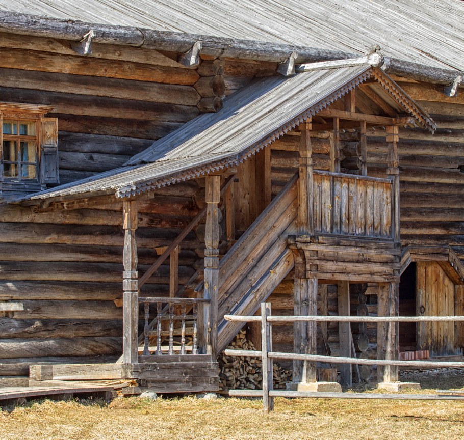 Крыльцо с террасой