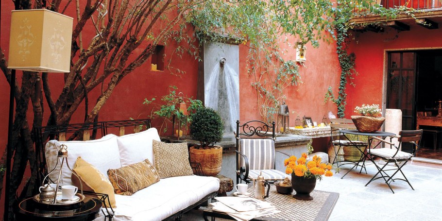 Средиземноморский дворик