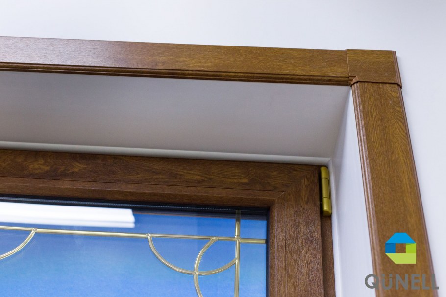 Отделка проема доборами и наличниками