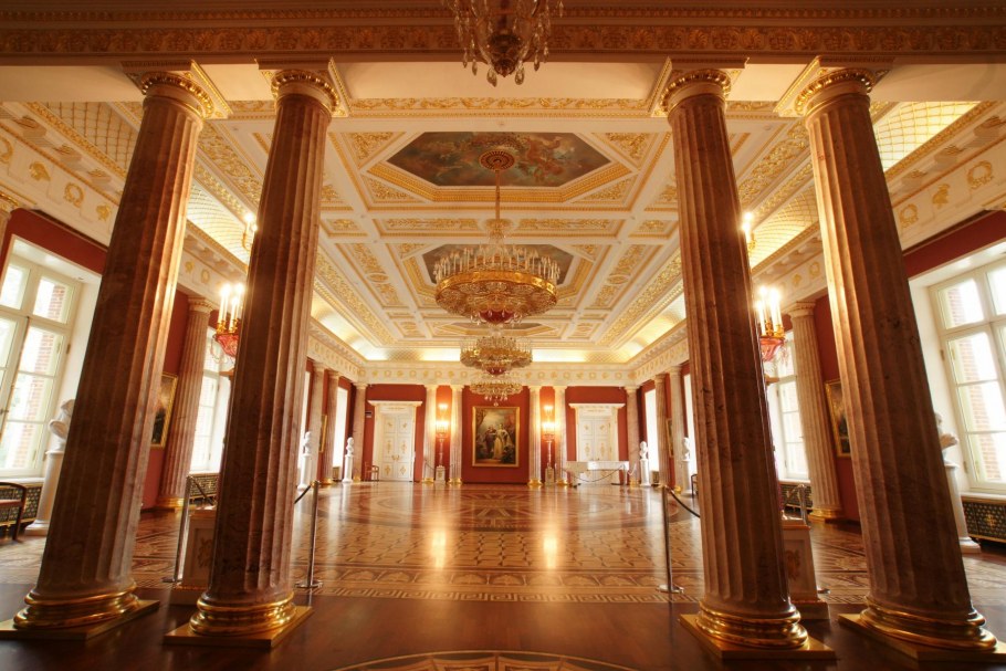 Буазери в стиле Ампир