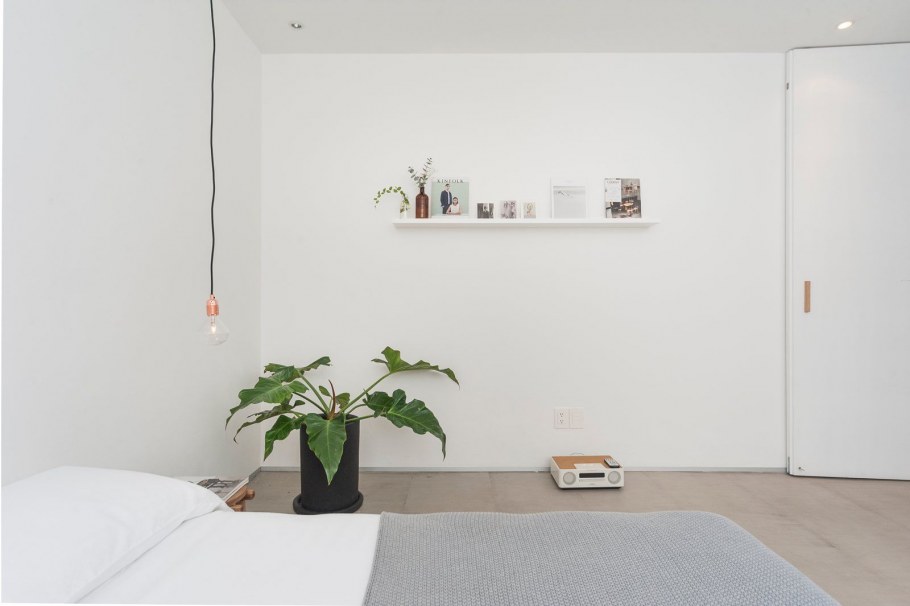 Минималистичные вазы для интерьера