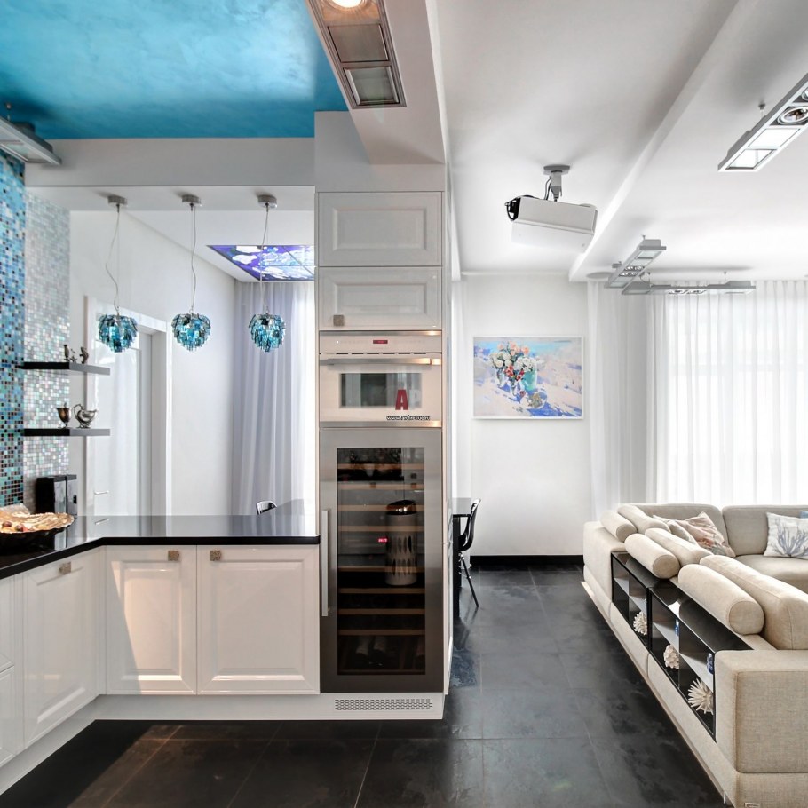 Кухня гостиная в морском стиле