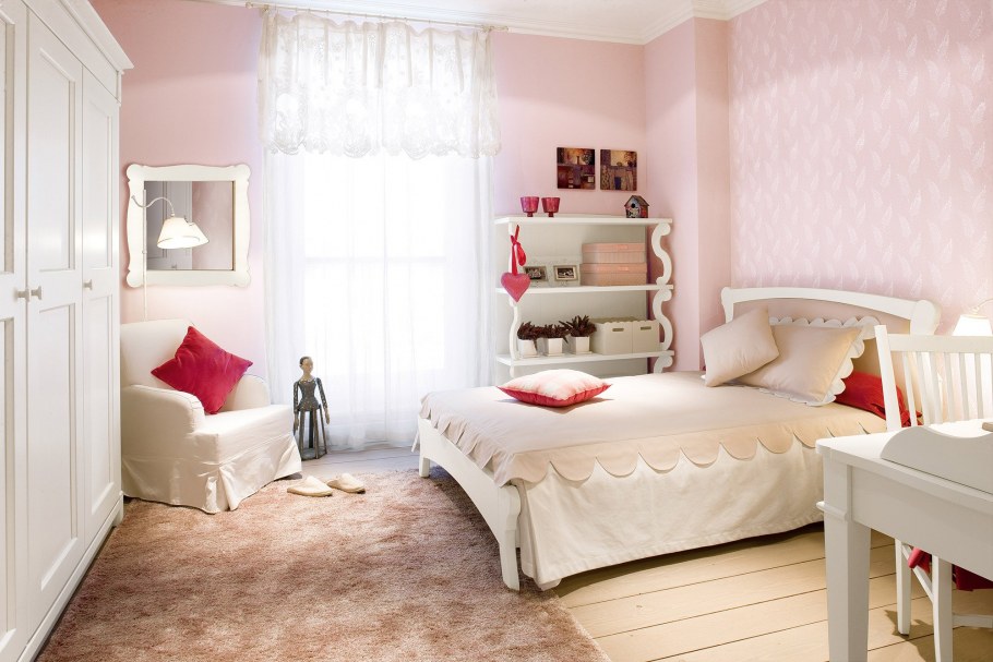 Комната для девочки подростка в пастельных тонах