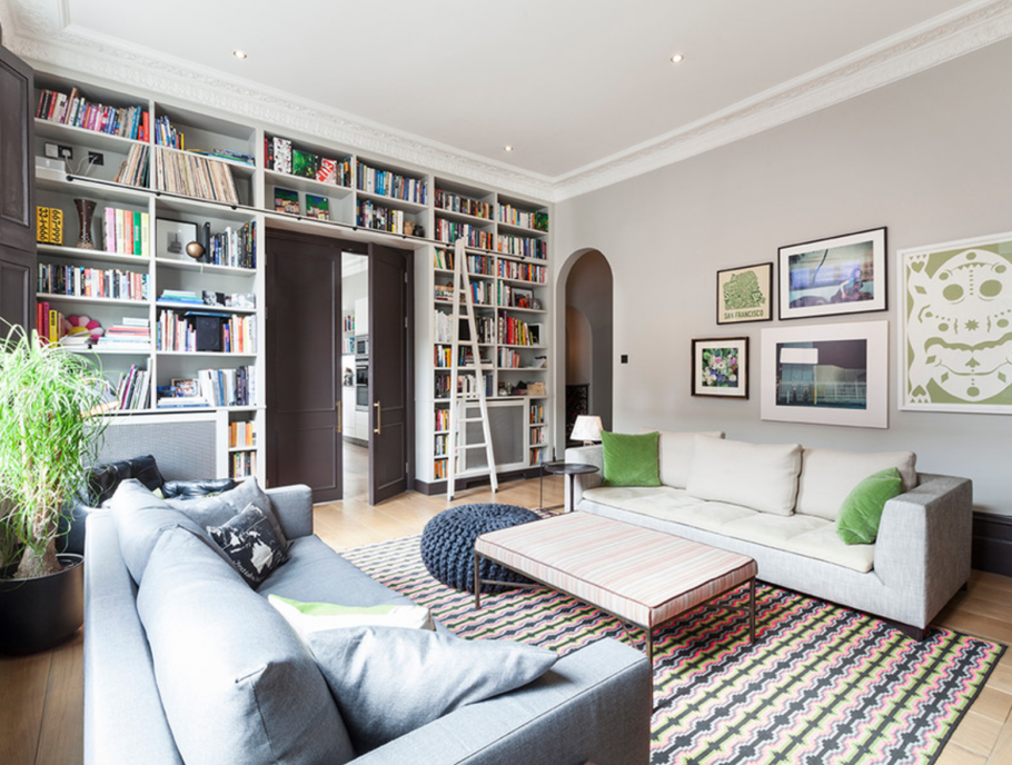 Стеллаж во всю стену