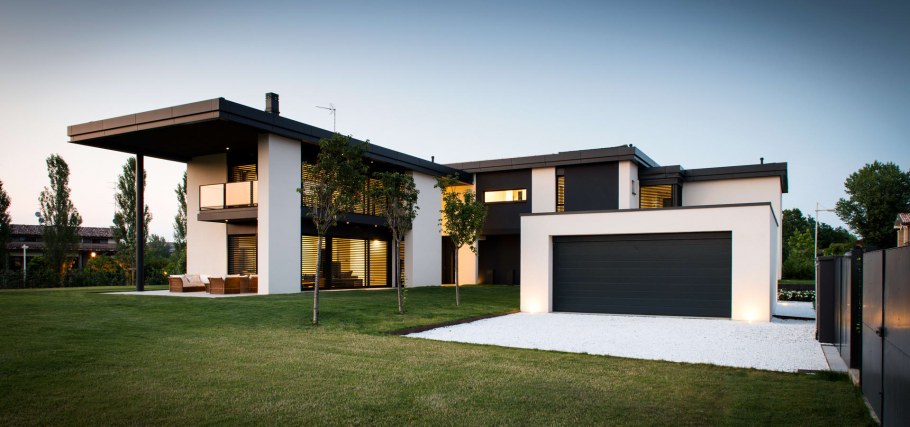 Современный стильный дом