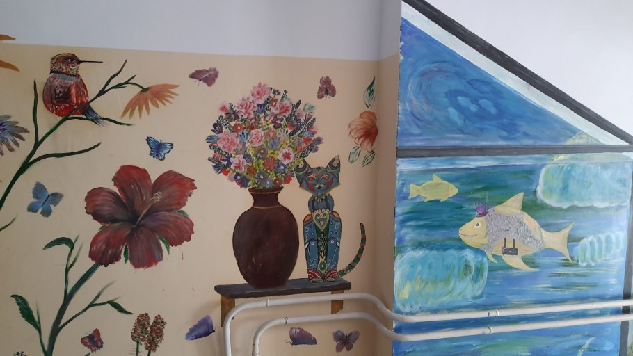 Дом расписан под кружева