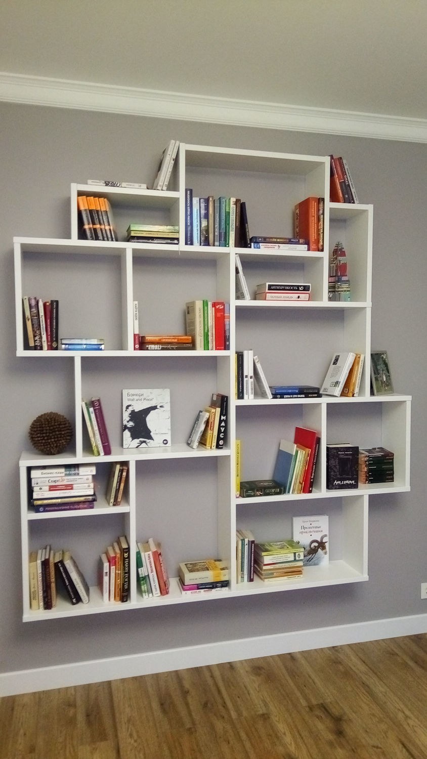 Книжные полки