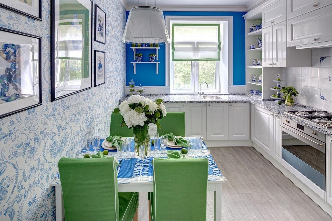 синие обои на кухне в интерьере фото