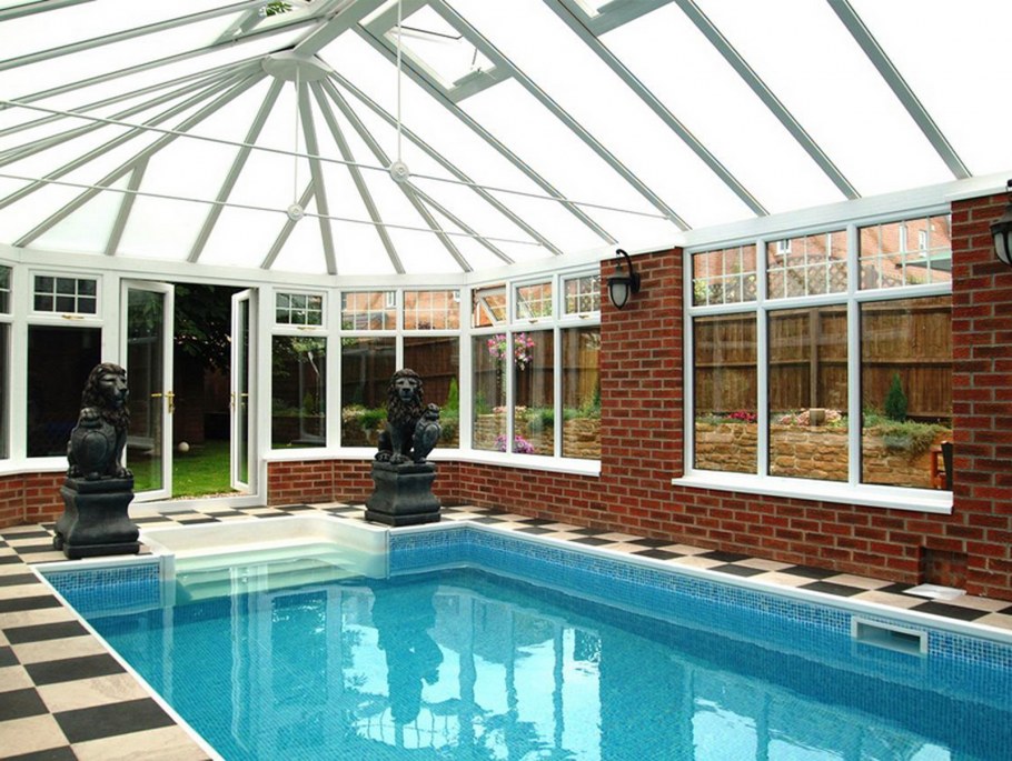 Зимний сад с бассейном