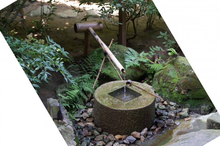 Поющие колодцы (суйкинкуцу)