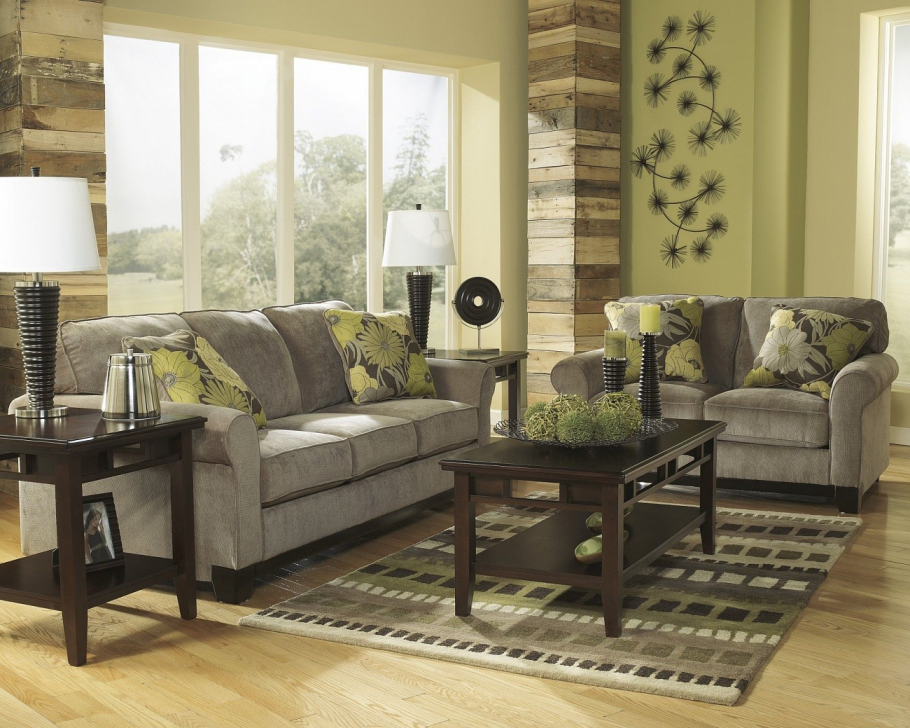 Гостиная в оливковых тонах