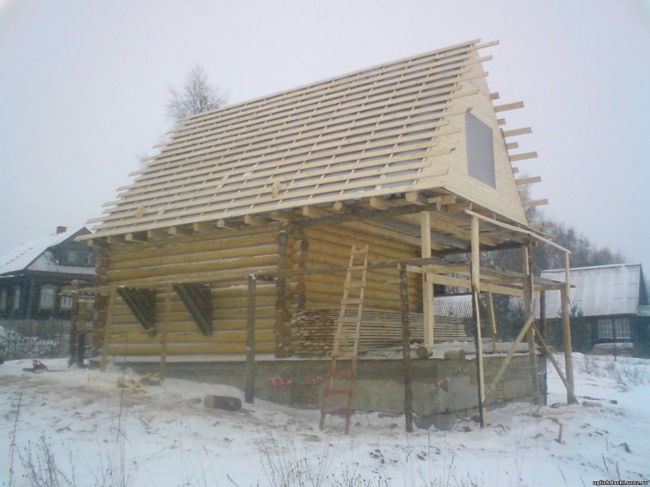 Веранда под общей крышей