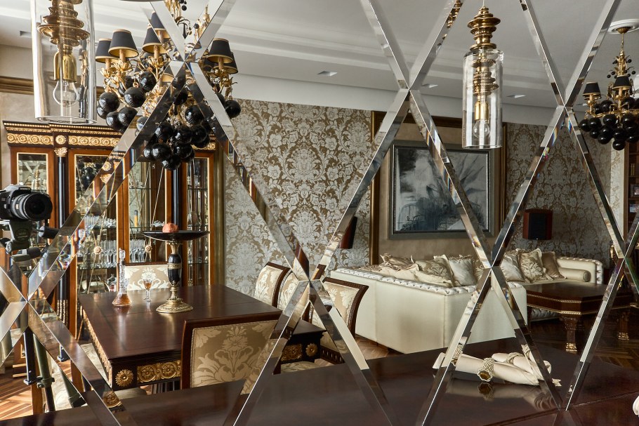 Зеркальная плитка в интерьере