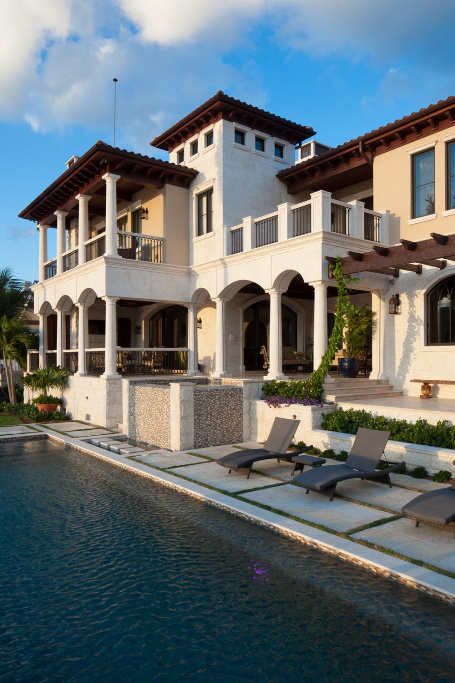 Вилла Средиземноморский стиль фасад