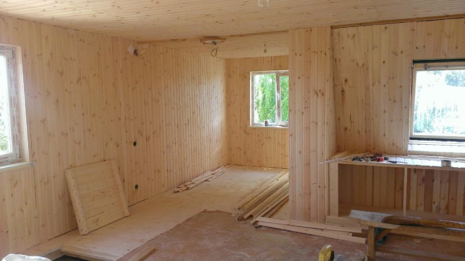Отделка дачи внутри вагонкой