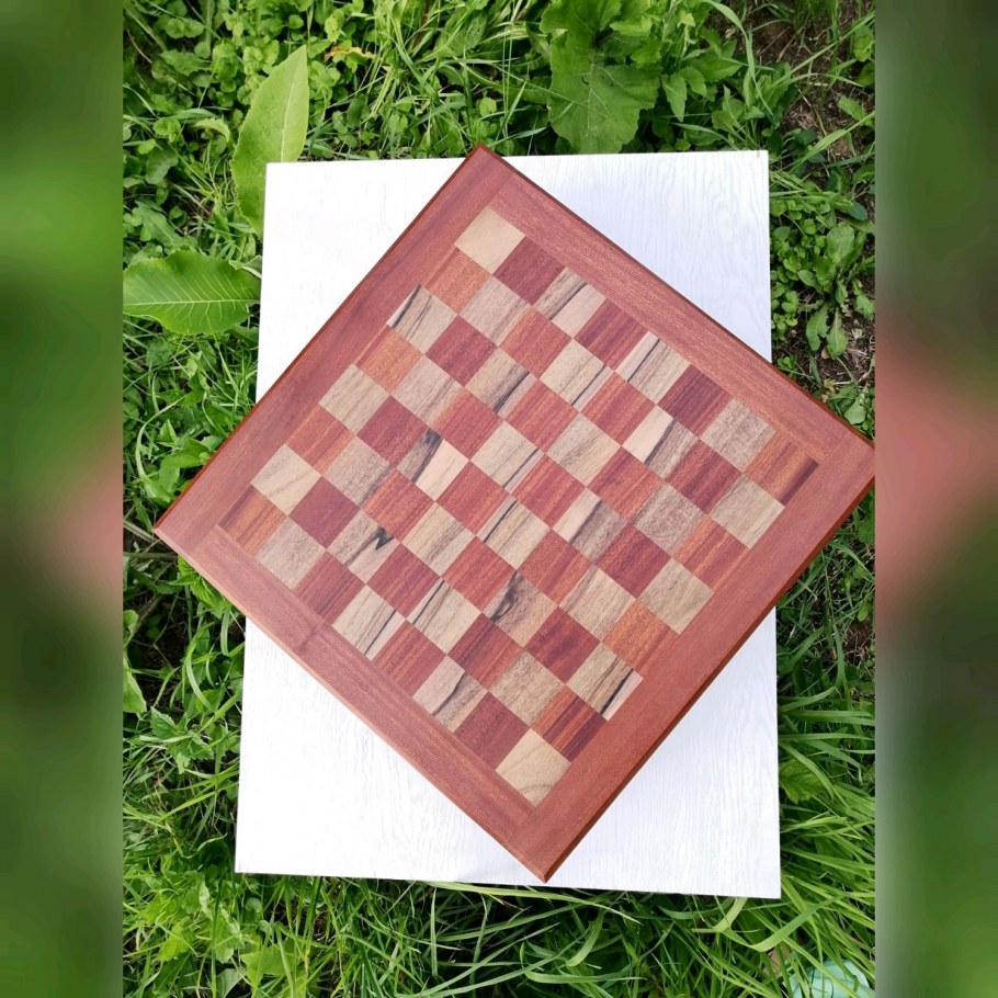 Шахматная доска