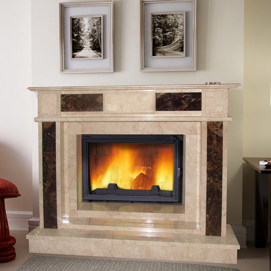 Камин с лепниной