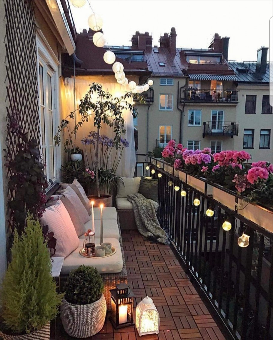 Красивые открытые балконы