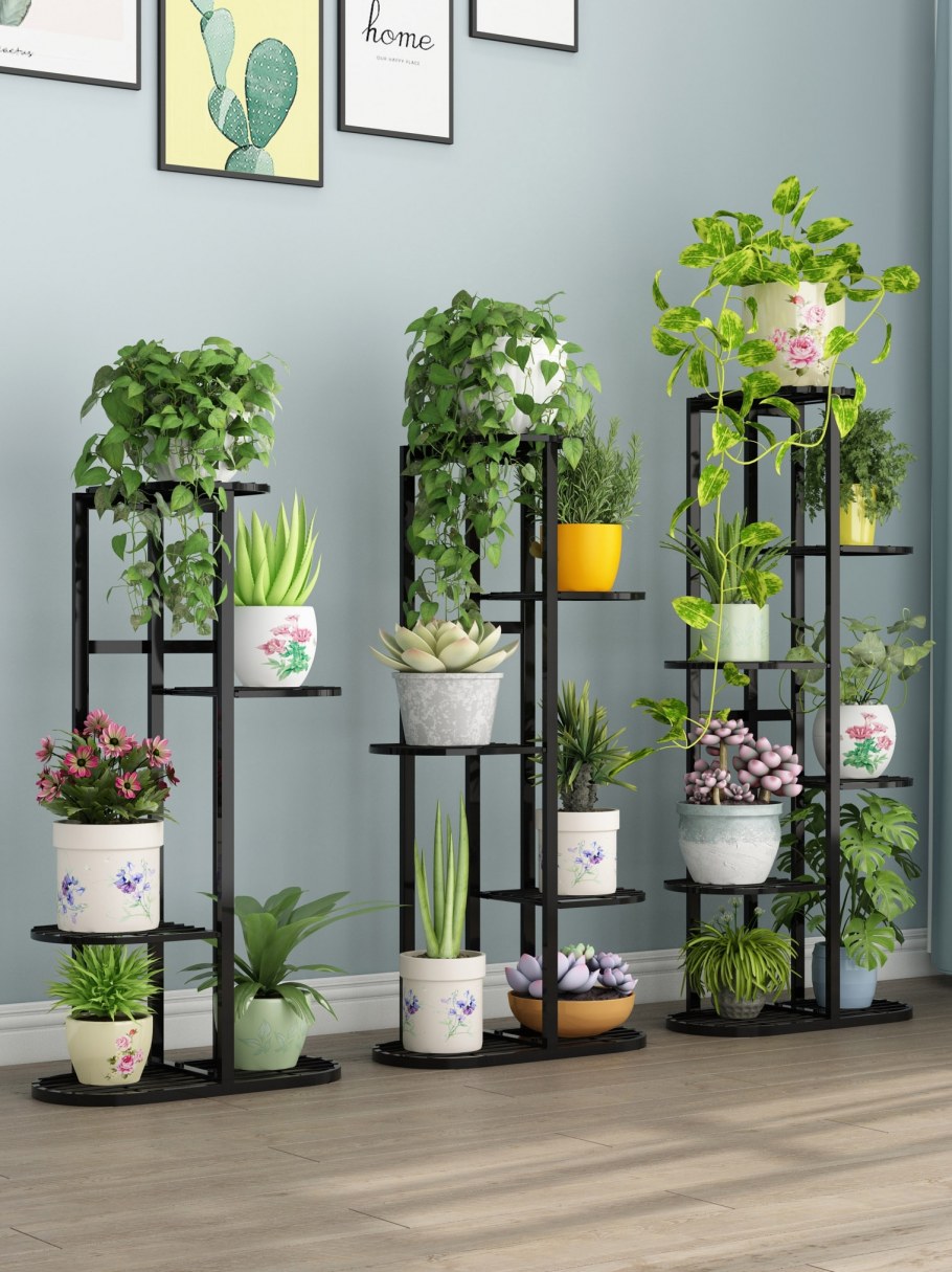Этажерка для комнатных цветов