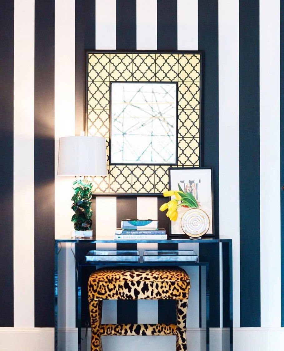 Полоски на стену декор