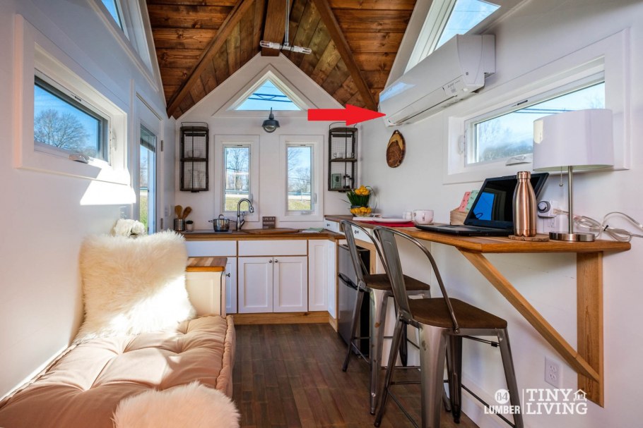 Маленький каркасный домик интерьер