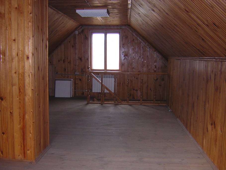 Отделка мансарды вагонкой