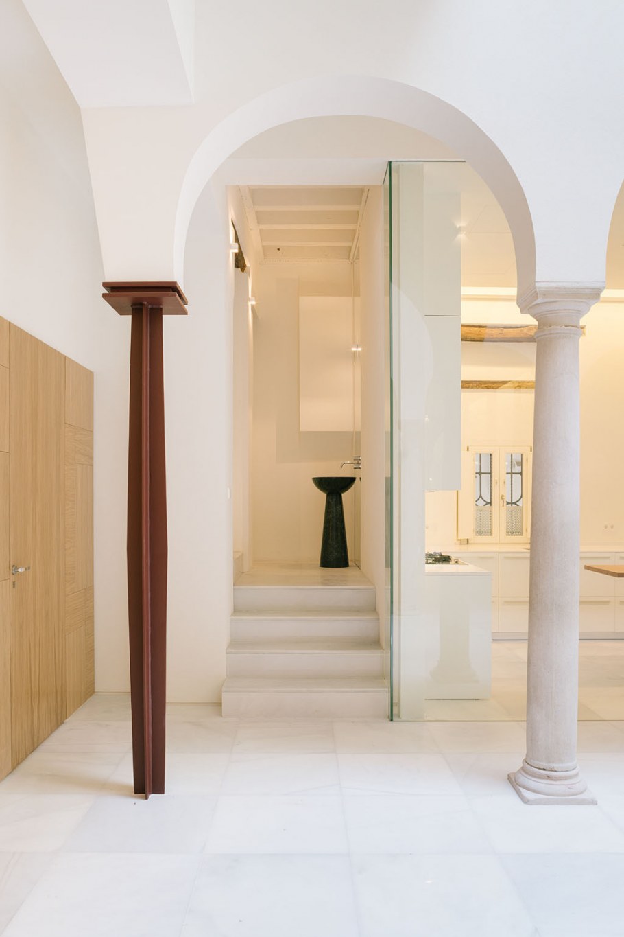 Минимализм на колоннах экстерьер