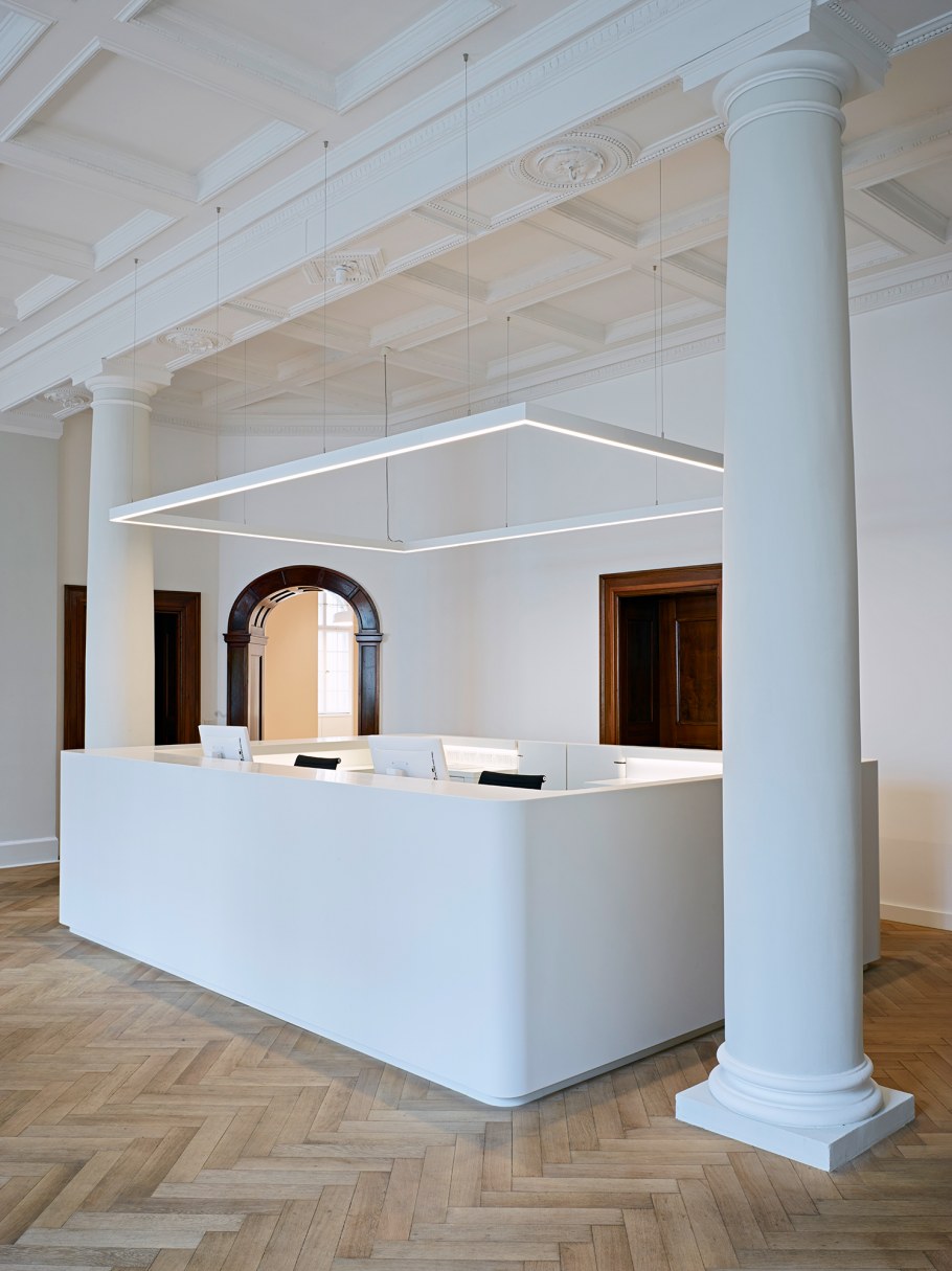 Колонны интериор