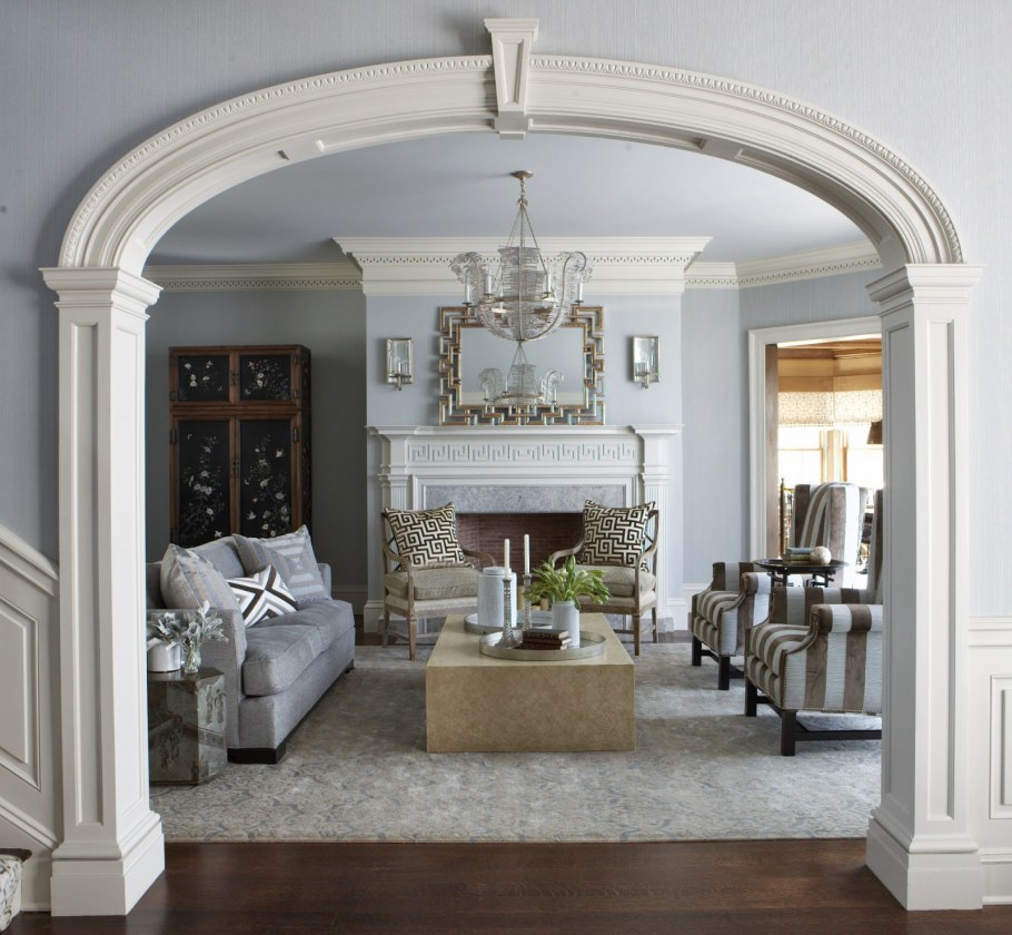 Полуколонны Европласт в доме интерьер