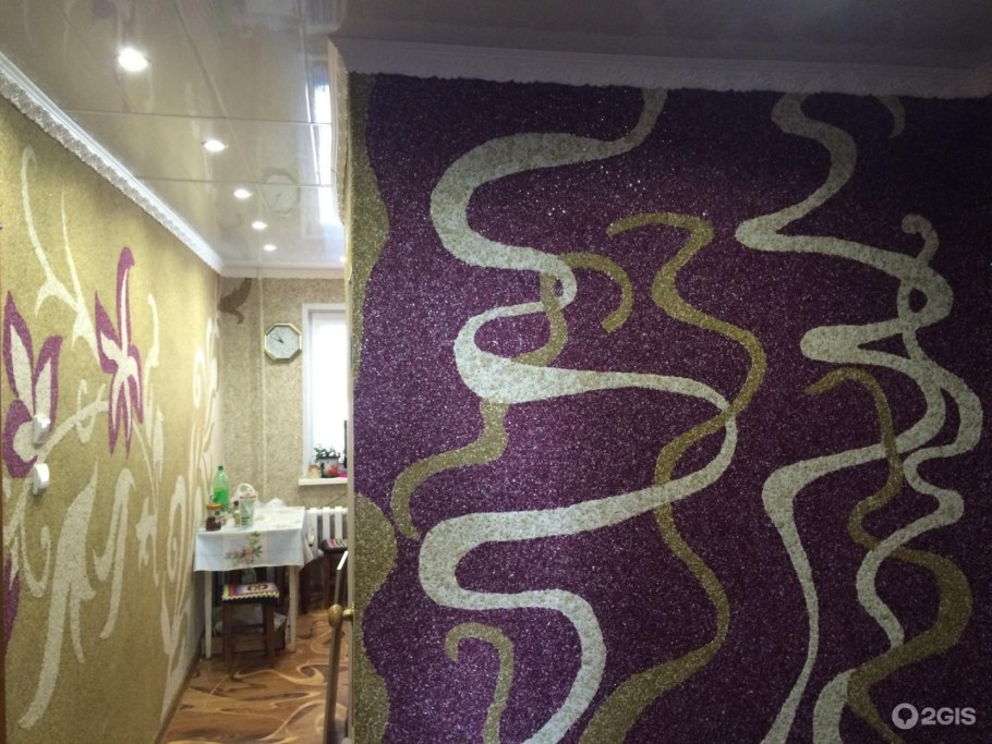 Жидкие обои в интерьере кухни