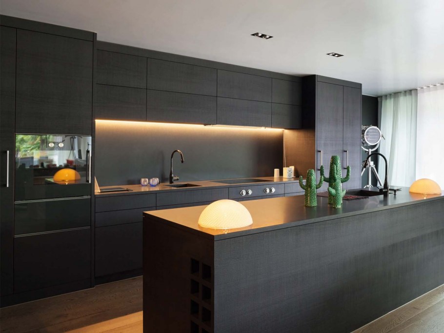 Современный кухонный гарнитур