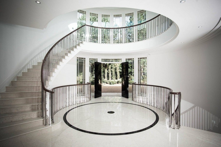 Уличная лестница из плитки