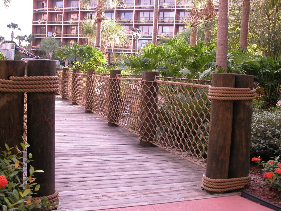 Ограждение из каната