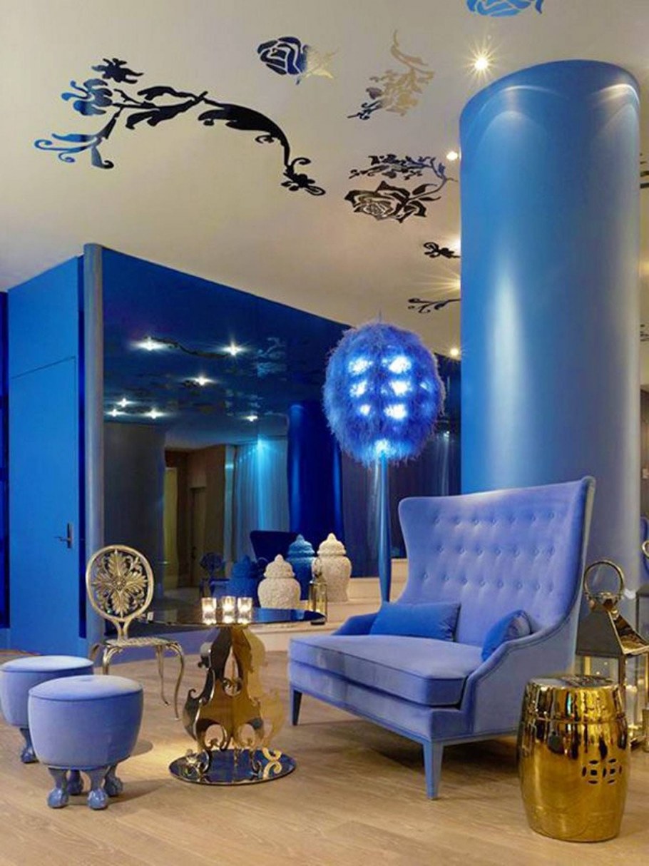 Салон красоты в синем цвете