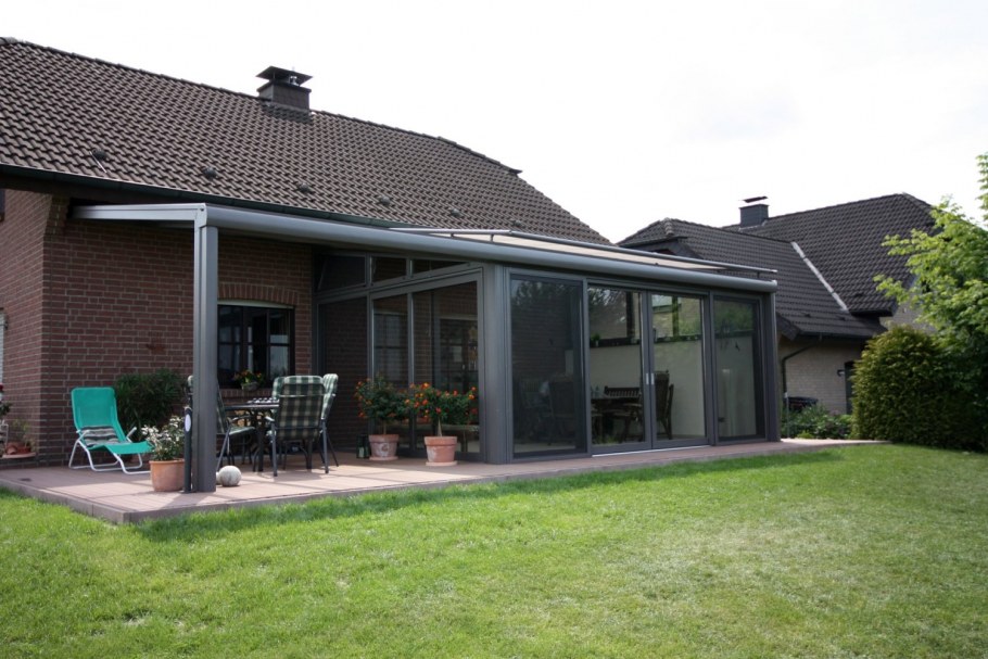 Проект дома со стеклянной террасой