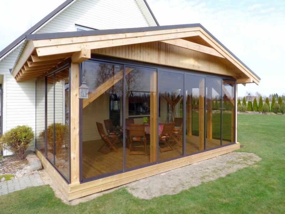 Баня с застекленной террасой