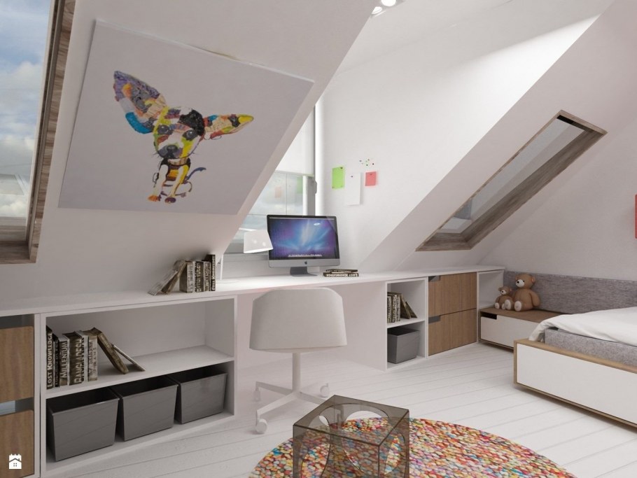 Комната для девочки на мансарде