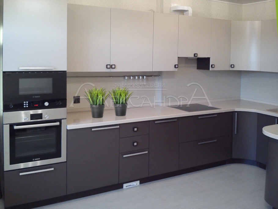 Кухонный гарнитур в пленке глянец или матовый