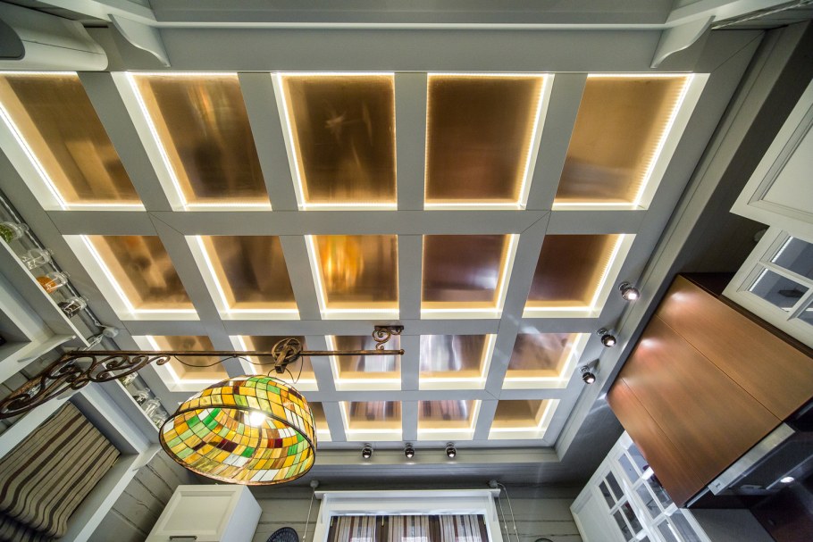 Кессонный потолок с подсветкой