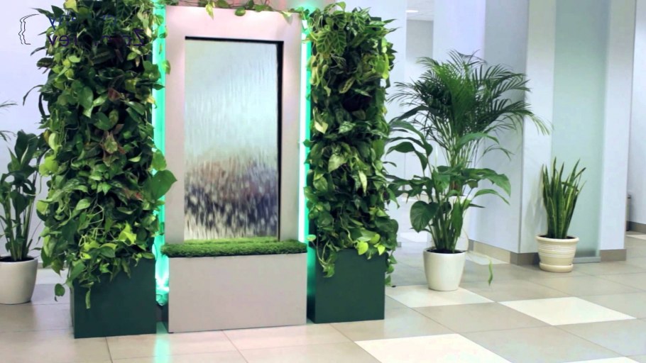 Водопад в квартиру настенный