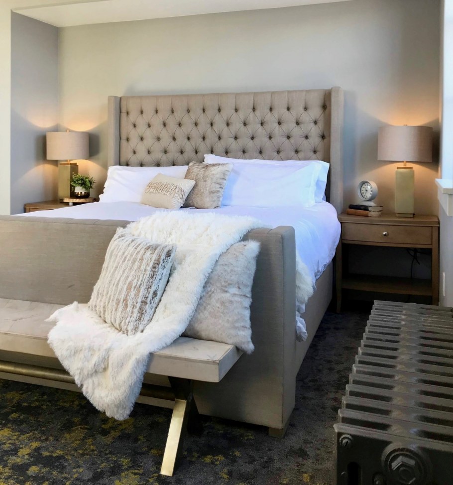 Панно на стену у изголовья кровати